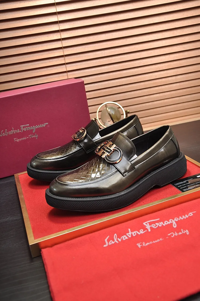 Men's shoes 💰720💶 [Ferragamo/Ferragamo] The latest model in the counter. Original imported open-sided high-quality cowhide hand-woven + imported 🐂 cowhide + original luxury metal buckle + original combination outsole. Comparison without pressure 38--45 (45 custom-made)